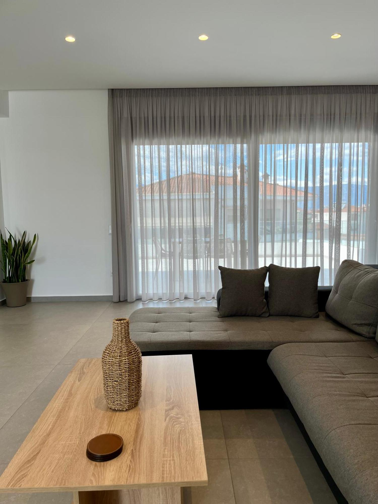 White Luxury Apartment Trikala  Exterior photo